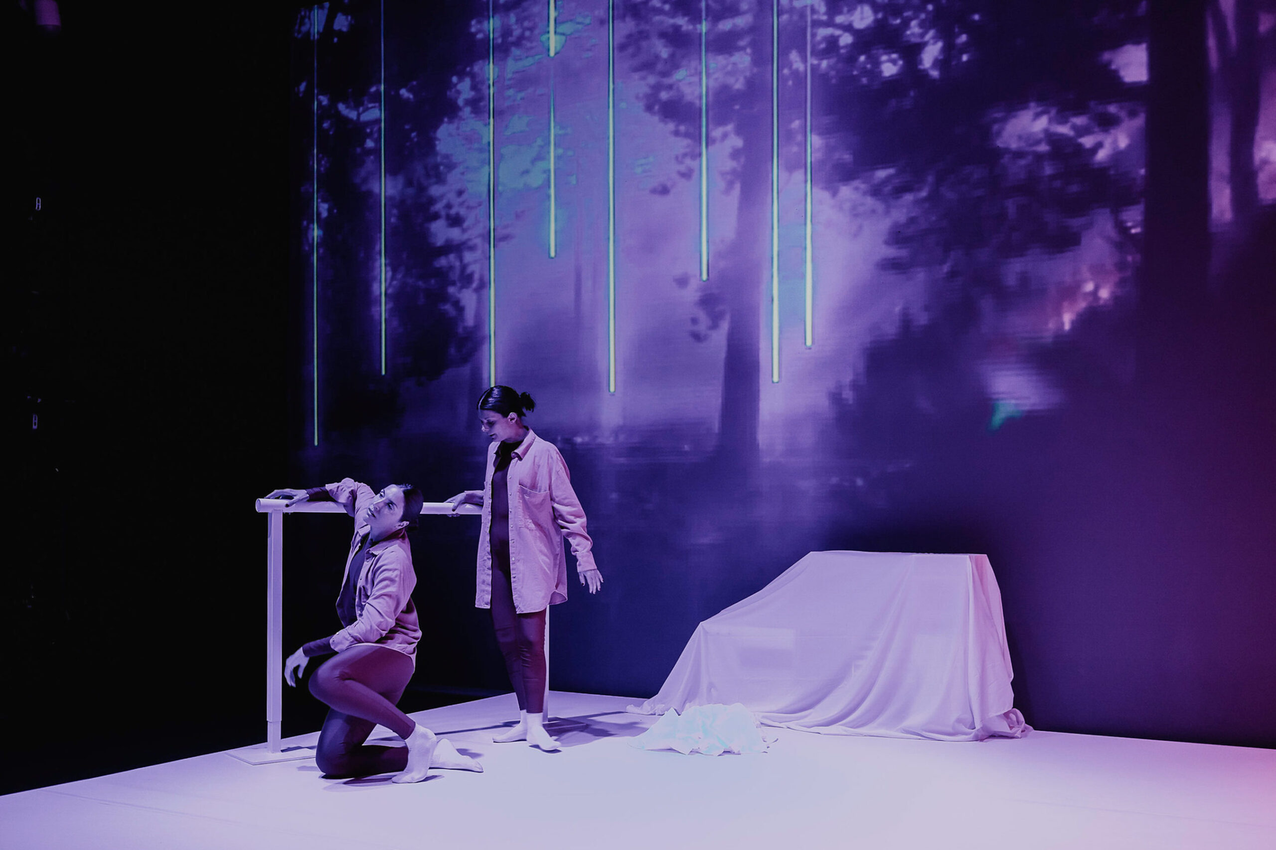 LAS HIJAS DE BERNARDA