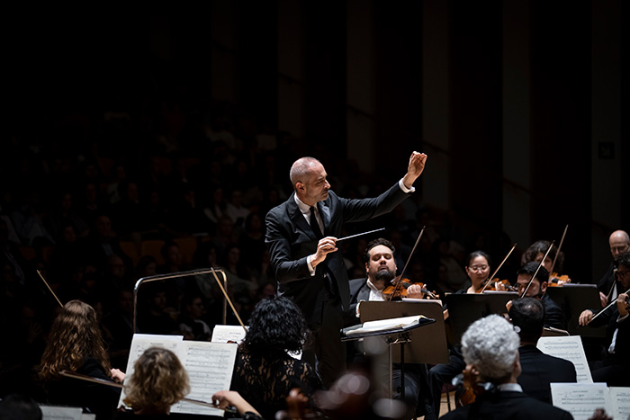 Antonello Manacorda dirige la ‘Cuarta’ de Bruckner y los ‘Rückert Lieder’ de Mahler con la Orquestra de la Comunitat Valenciana en València y Castellón