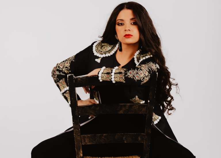 Reyes Carrasco, la voz revelación del cante, clausura ‘Les Arts és Flamenco’ con su homenaje a ‘La Niña de los Peines’