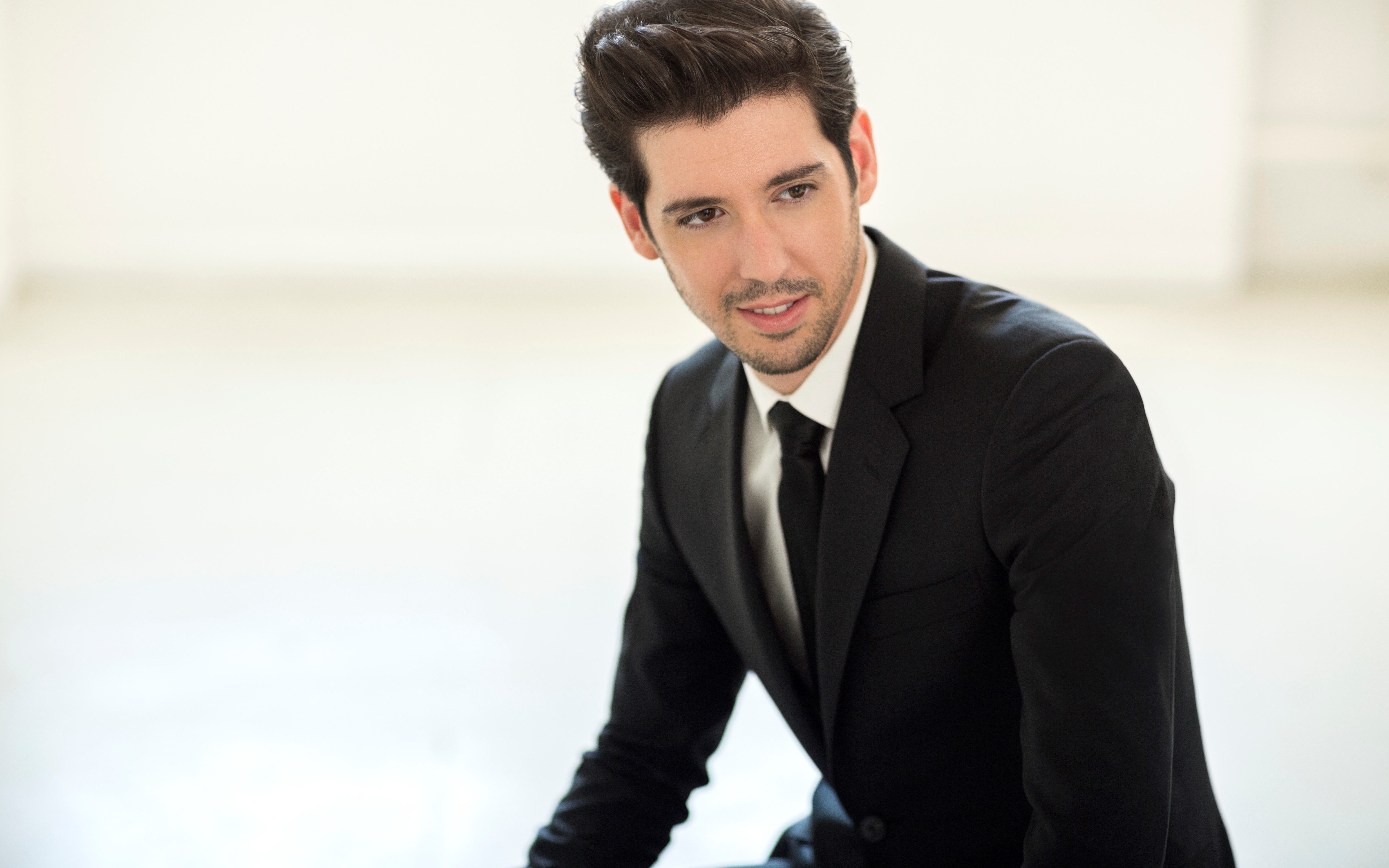 Nimrod David Pfeffer debuta a les Arts amb ‘La clemenza di Tito’, de Mozart
