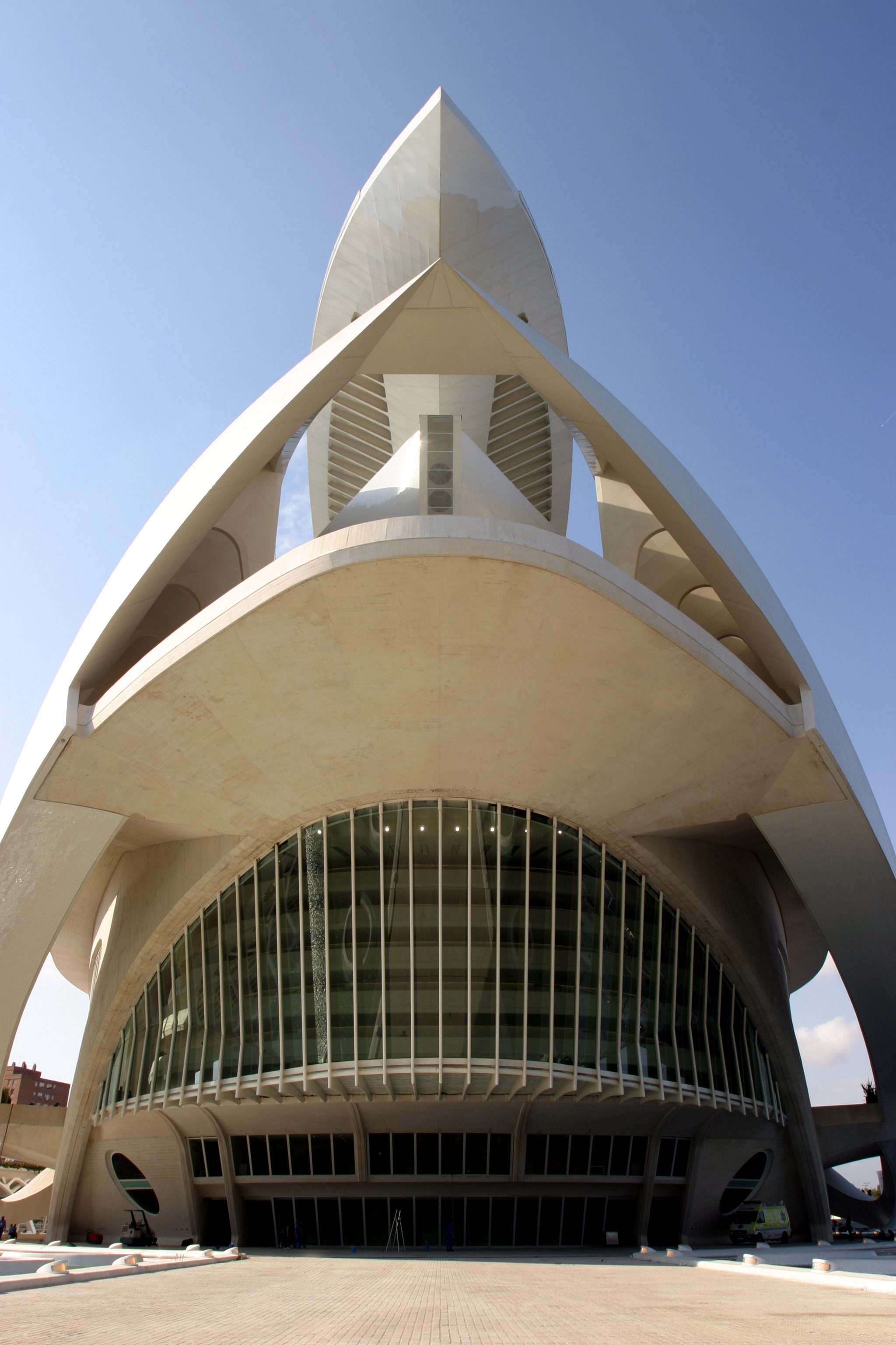 Les Arts inicia las obras previstas en el Plan de Conservación del edificio para 2017