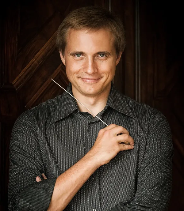 Vasily Petrenko i l'OCV interpreten Mozart i Strauss a Les Arts