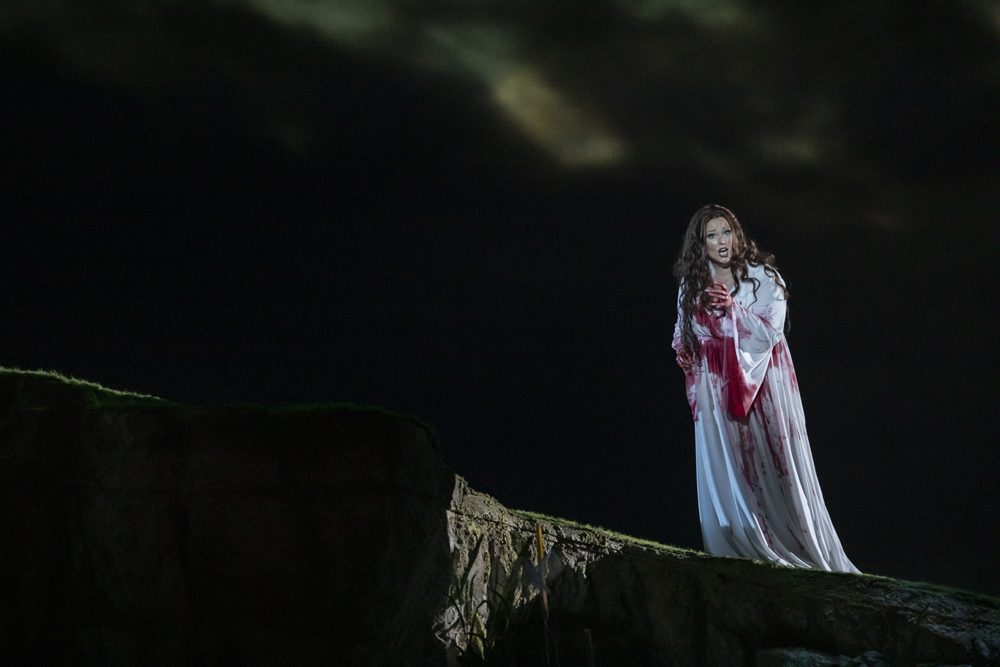 Lucia di Lammermoor ©Miguel Lorenzo y Mikel Ponce Les Arts 3