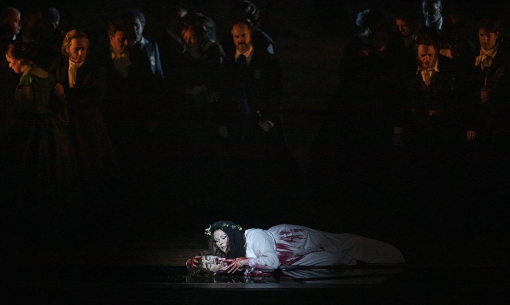 Lucia di Lammermoor ©Miguel Lorenzo y Mikel Ponce Les Arts 8a