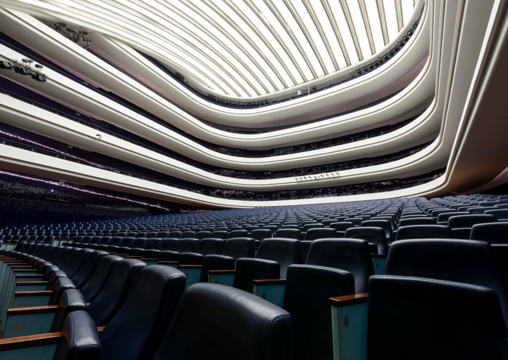 Sala principal del Palau de Les Arts.Fotografías Miguel Lorenzo / Mikel Ponce